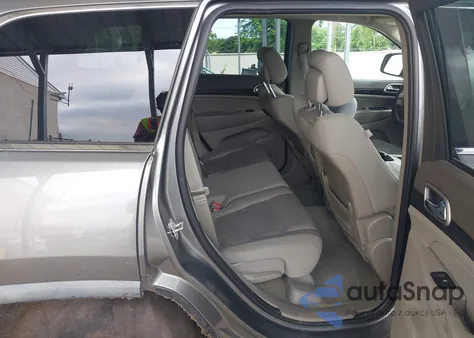 2012 Jeep Grand Cherokee Laredo из США, поврежденный, VIN 1C4RJFAG4CC134743